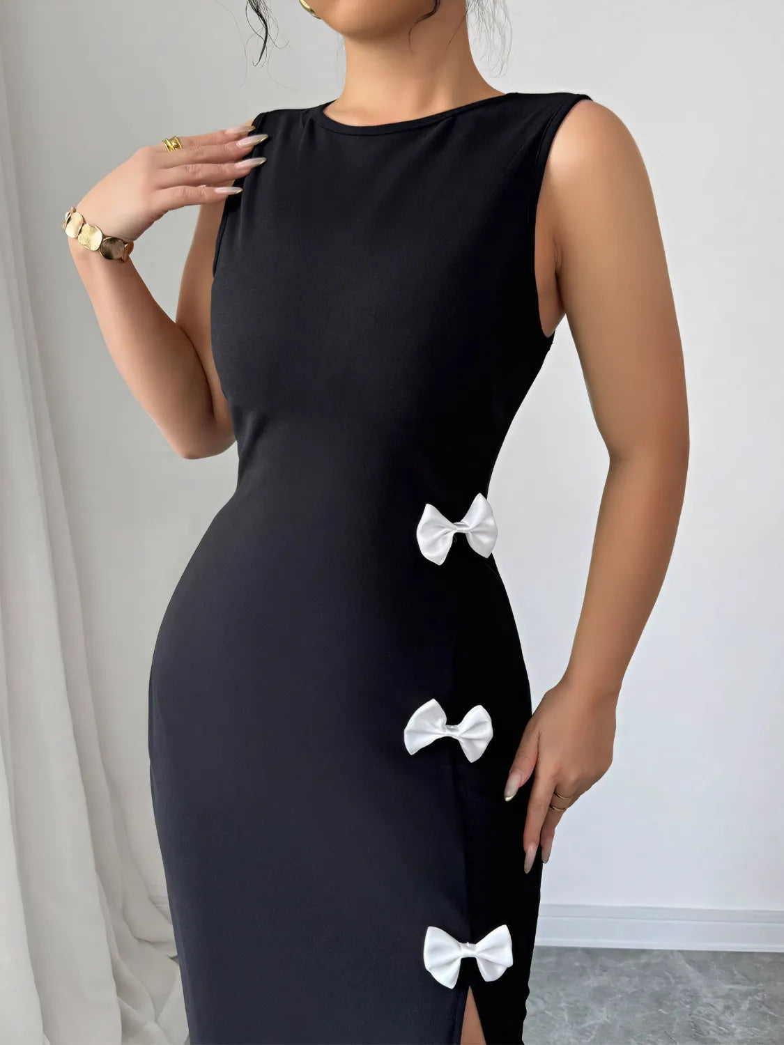 Bow Slit Round Neck Sleeveless Dress